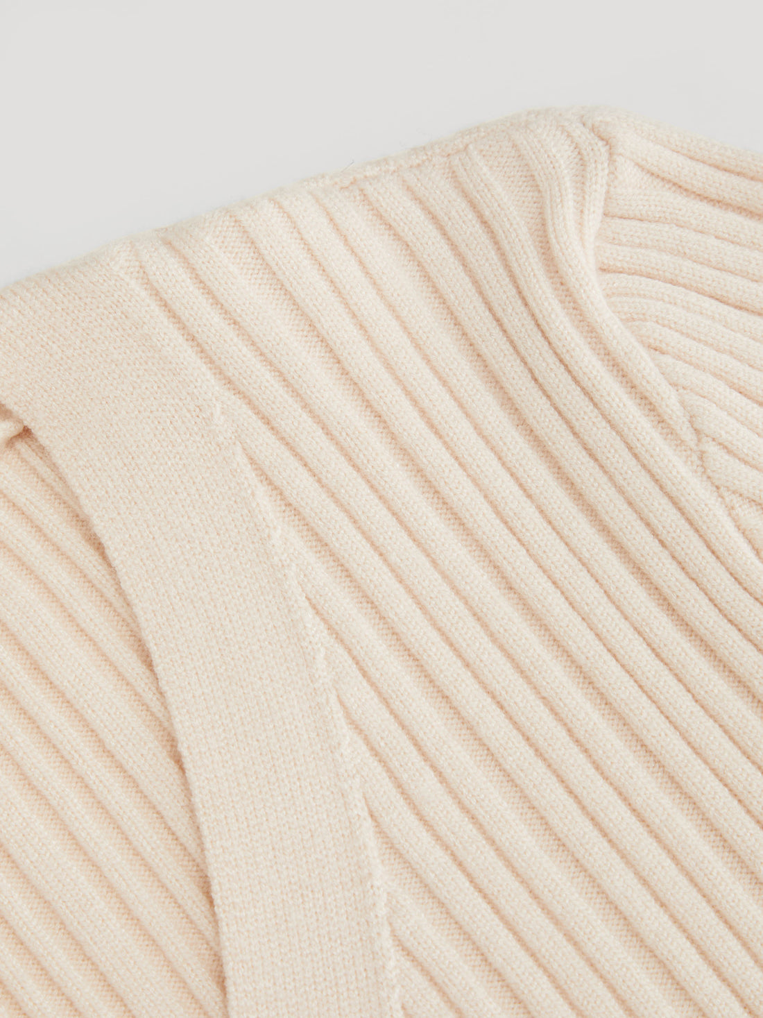 Knit Fabric V-neck Solid Knitted Long Sleeve Tops